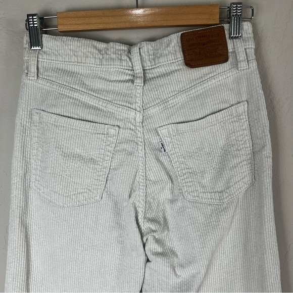 Levi's Premium Ribcage Straight Leg Ankle Corduroy Pants Ecru Wale Cream Size 26 - Picture 5 of 11